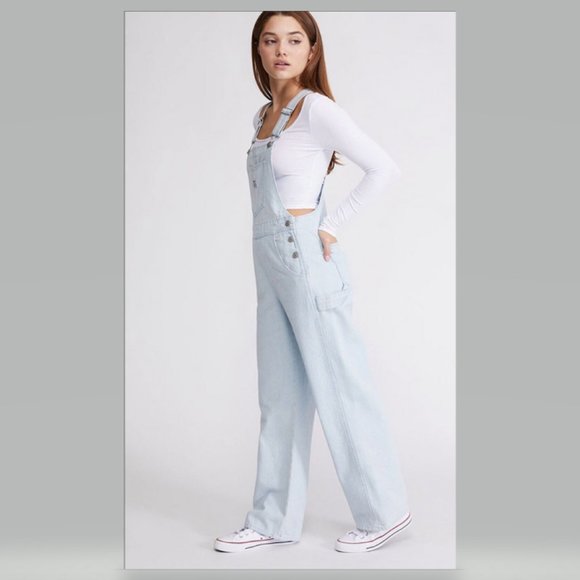 Levis Loose Fit Utility Carpenter Overalls Light Indigo Wash NWT - Picture 4 of 11